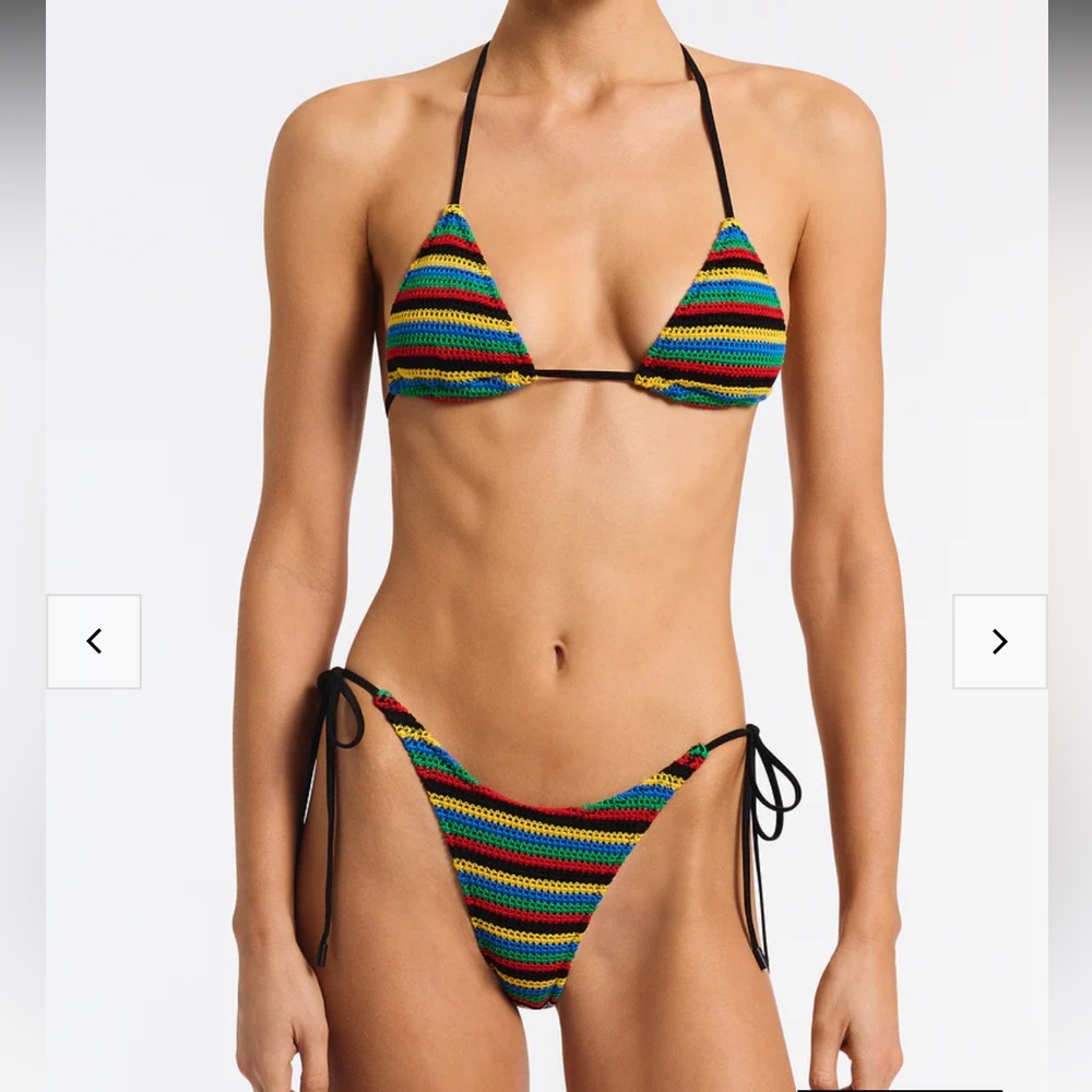 TRIANGL Vinca Quien Crochet Traingle Bikini set and Bobbi short. Size L